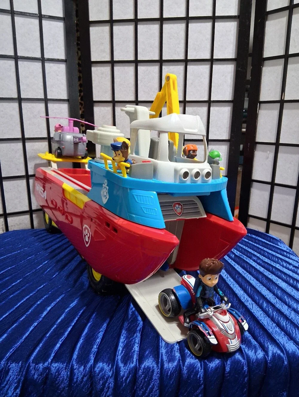 Paw Patrol Adventure Boat- With Lights and Sounds